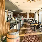 Hotel Moselhaus Weiskopf 'selfcheckin'offsitebreakfast'cityparking' 3*