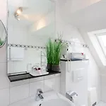 Moselhaus Weiskopf 'selfcheckin'offsitebreakfast'cityparking' 3* Бернкастель-Кюс