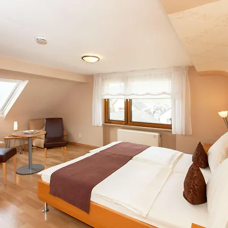 Moselhaus Weiskopf 'selfcheckin'offsitebreakfast'cityparking' ホテル 3*