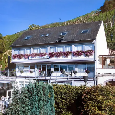 Moselhaus Weiskopf 'selfcheckin'offsitebreakfast'cityparking' 3*