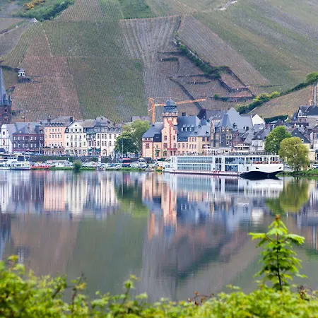 Moselhaus Weiskopf 'selfcheckin'offsitebreakfast'cityparking' 3* ברנקסטל - קיס