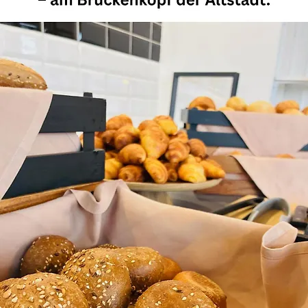 ホテル Moselhaus Weiskopf 'selfcheckin'offsitebreakfast'cityparking' ベルンカステル・クース