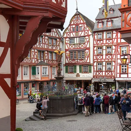 Moselhaus Weiskopf 'selfcheckin'offsitebreakfast'cityparking' Hotel Bernkastel-Kues