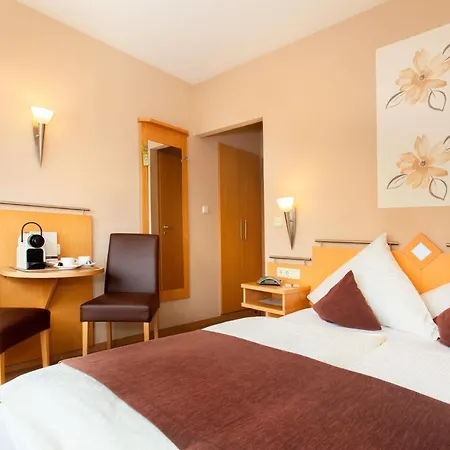 Moselhaus Weiskopf 3*