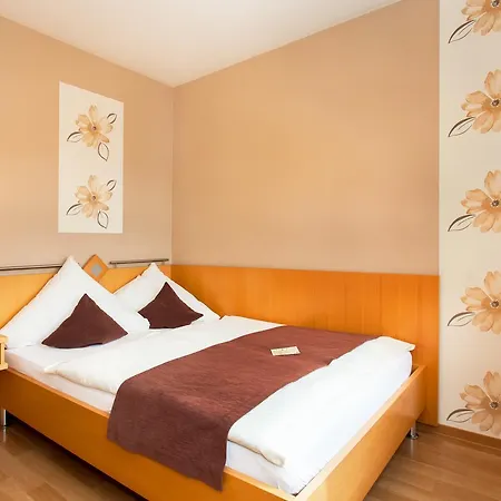 Moselhaus Weiskopf 3*