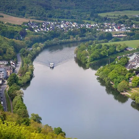 Moselhaus Weiskopf 3*