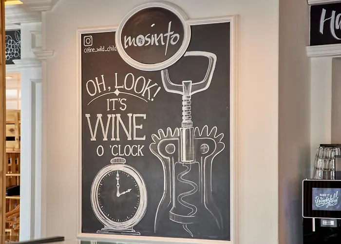 Moselhaus Weiskopf 'selfcheckin'offsitebreakfast'cityparking' ホテル